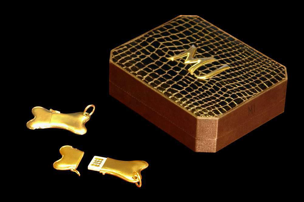MJ Luxury USB Flash Drive Gold Diamond Edition with Box from Crocodile Leather & Gold Logotype