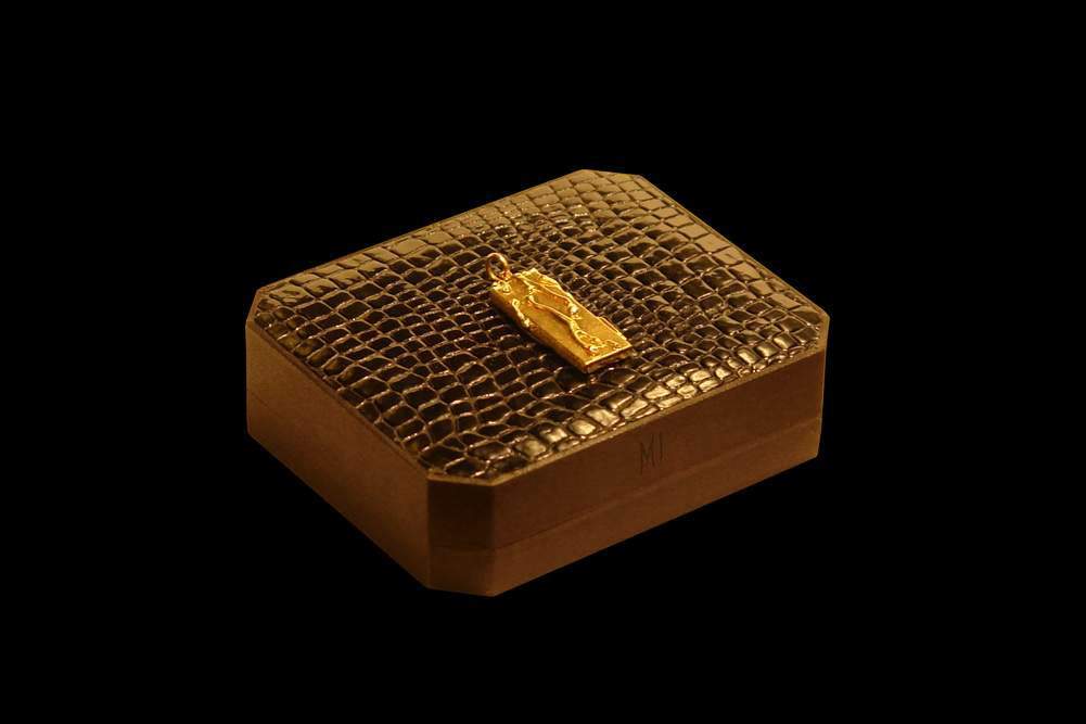 MJ Unique Mini USB Flash Drive Gold 888 Diamond Edition with Box from Crocodile Leather